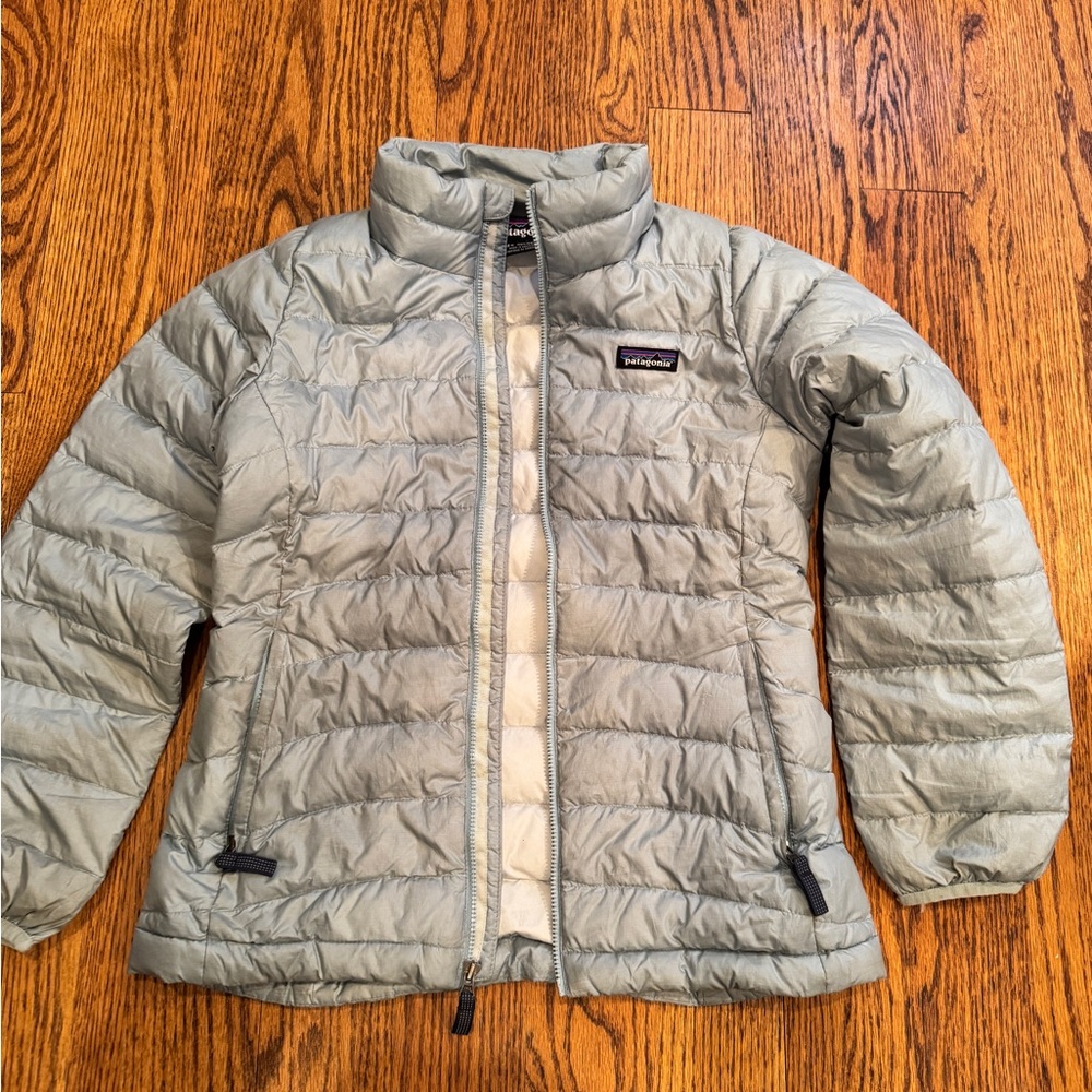 Girls Patagonia light blue down sweater jacket